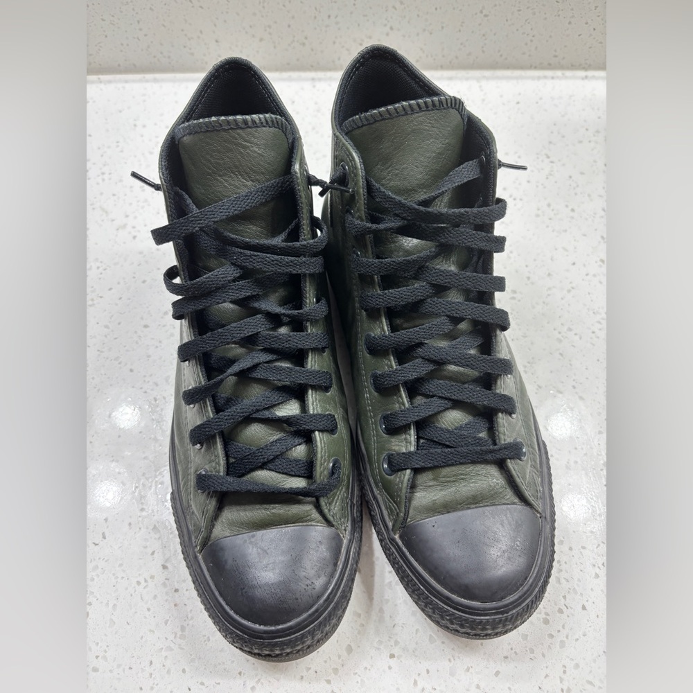 Converse Black and Green Sneakers